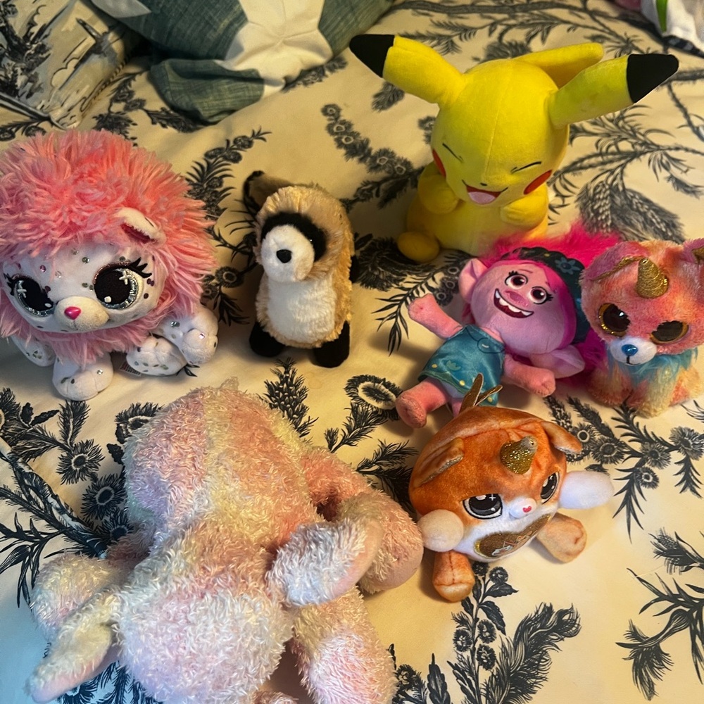 Stuffed Toys Assortment Plush ( 7) Perfect